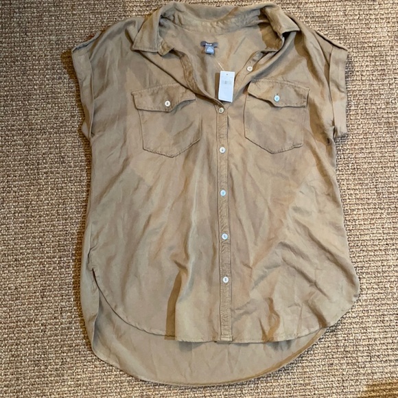 aerie Tops - NWT Aerie Tan Button Up Shirt XS